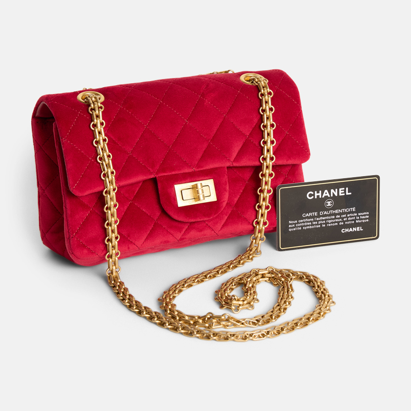 Super Flea Market+Chanel+2.55 red velvet bag auction+Kristine Frseth 5